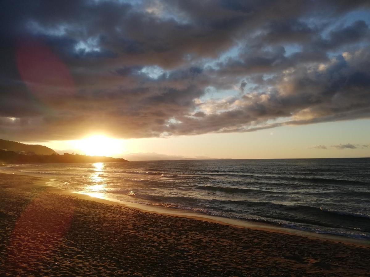 Fabiene Familyholidays Gelsonia Чефалу Екстериор снимка